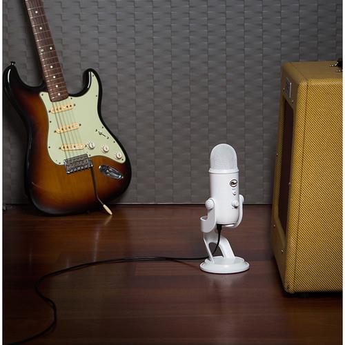 Blue Microphones Yeti USB Microphone popular - Whiteout