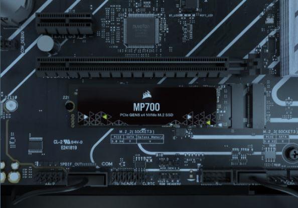 CORSAIR MP700  1TB PCIe Gen5 x4 NVMe 2.0  M.2 SSD