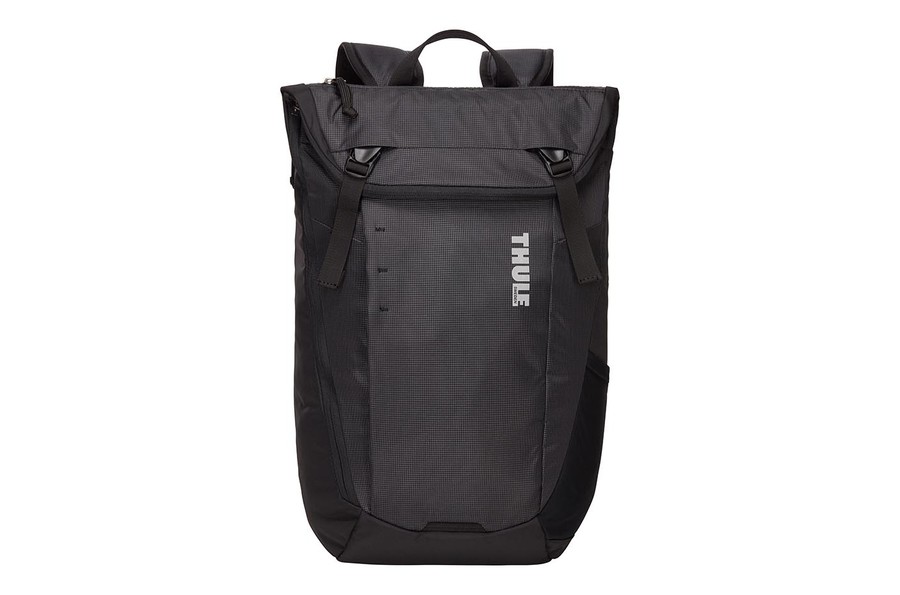 Le sac à dos Thule EnRoute pour PC jusqu'à 14 po ou MacBook de 15 po, noir" est une option